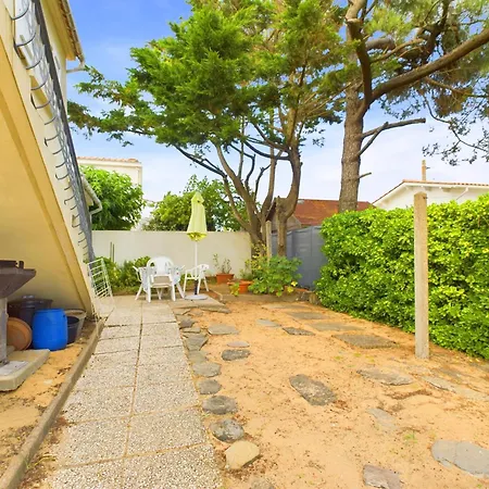 Holiday home A 300m De La Plage, Maison Pour 5 Bretignolles-sur-Mer